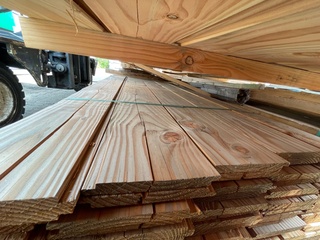 Ca. 110x Douglas Wisselsponning/Halfhoutsrabat, 18x190mm, lengte 400cm